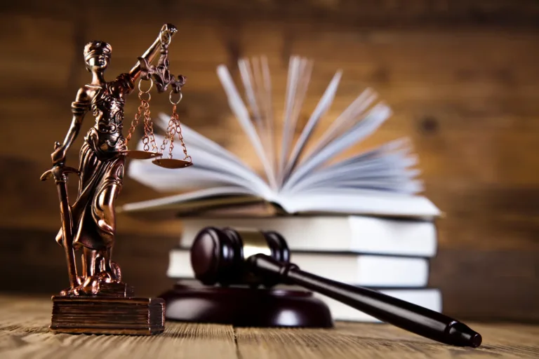 truck accident lawyer, truck accident lawyer near me, car accident lawyer, motorcycle accident lawyer, truck accident lawyer filing claims